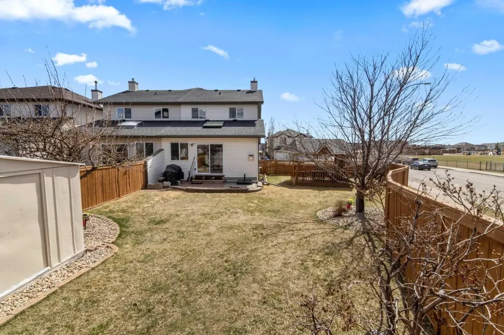 10 Taralea Bay NE Calgary AB T3J 5H1