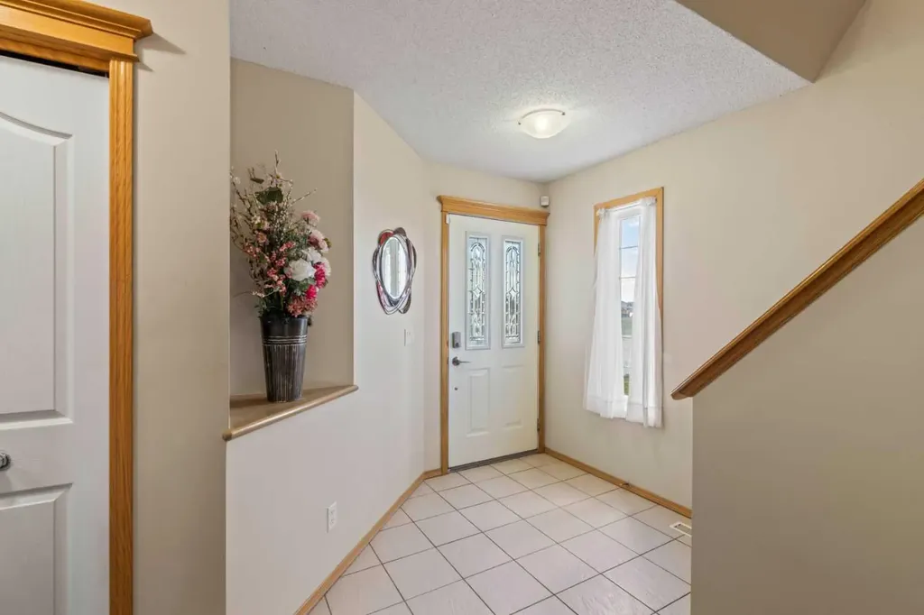 10 Taralea Bay NE Calgary AB T3J 5H1