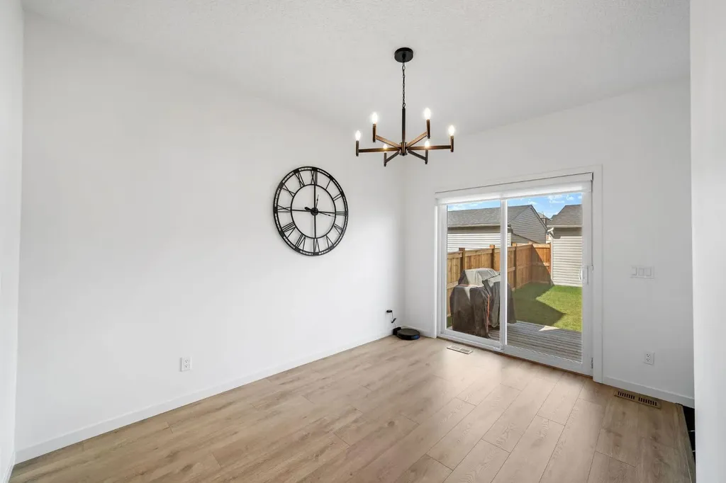 21 Sage Hill Path NW Calgary AB T3R 2A7