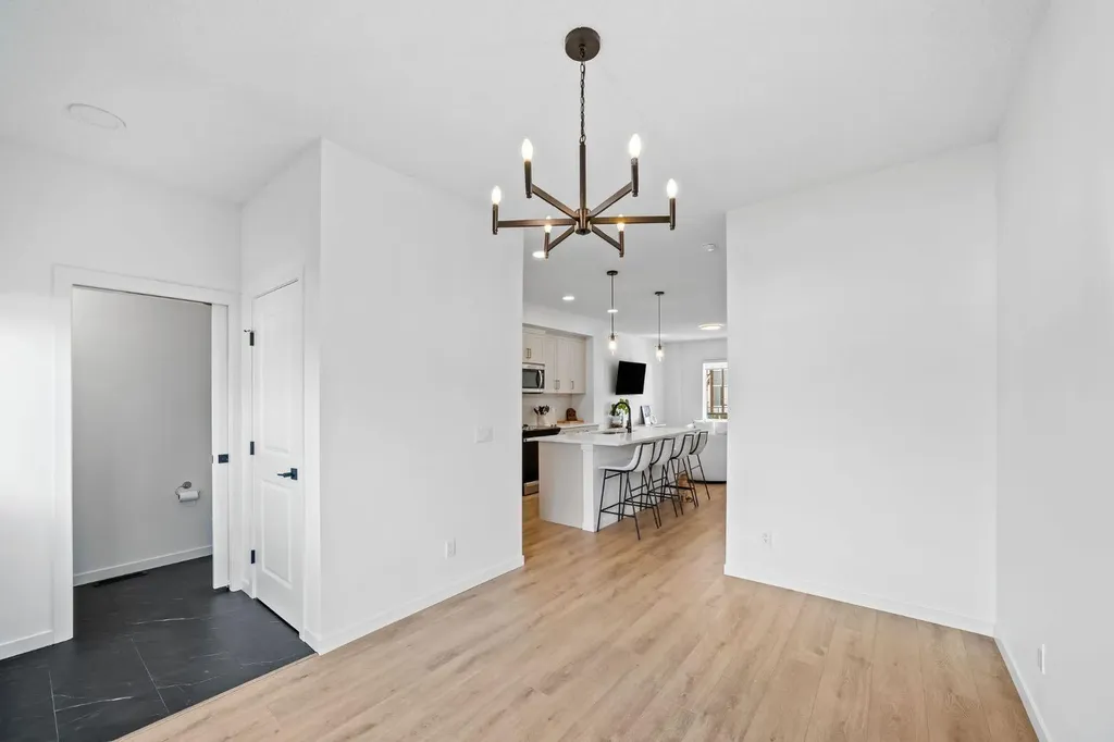 21 Sage Hill Path NW Calgary AB T3R 2A7