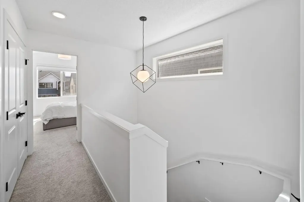 21 Sage Hill Path NW Calgary AB T3R 2A7