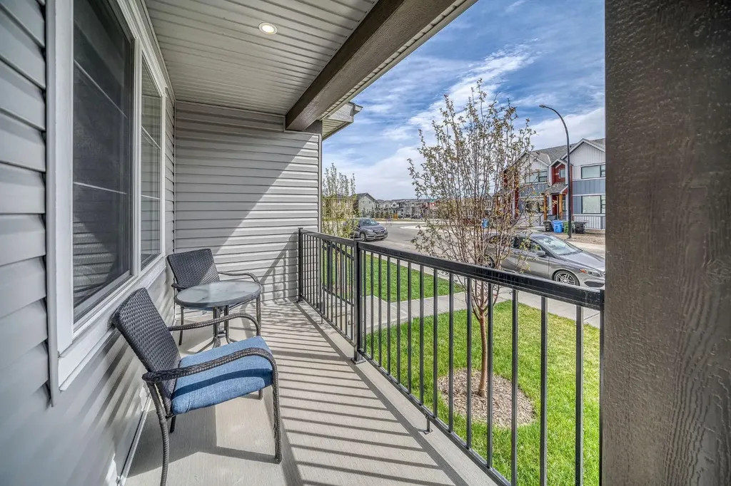 21 Sage Hill Path NW Calgary AB T3R 2A7
