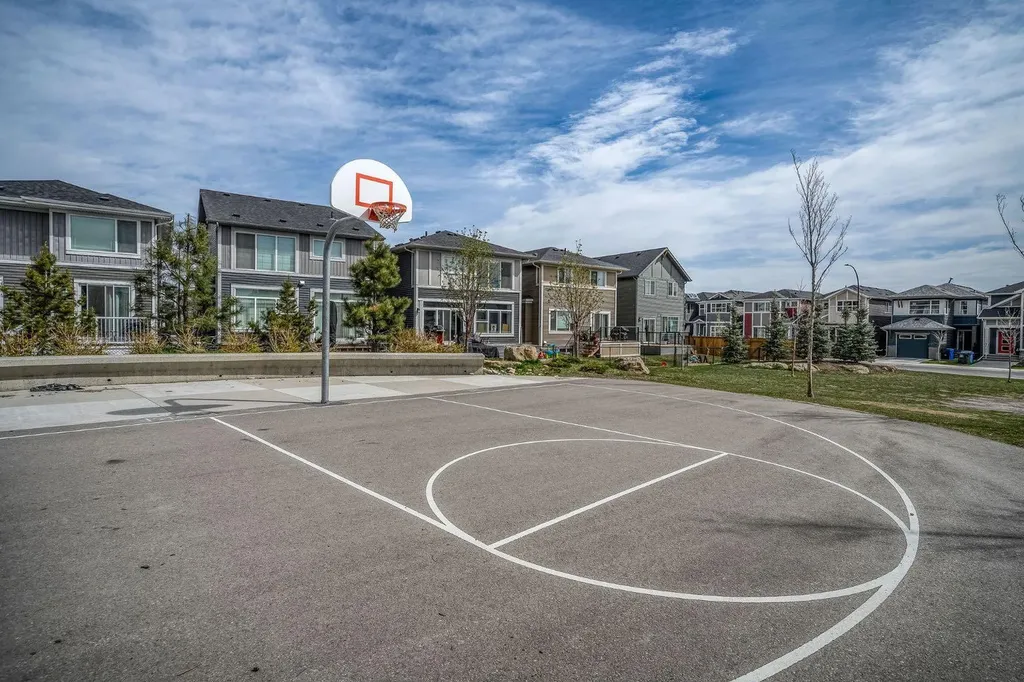 21 Sage Hill Path NW Calgary AB T3R 2A7