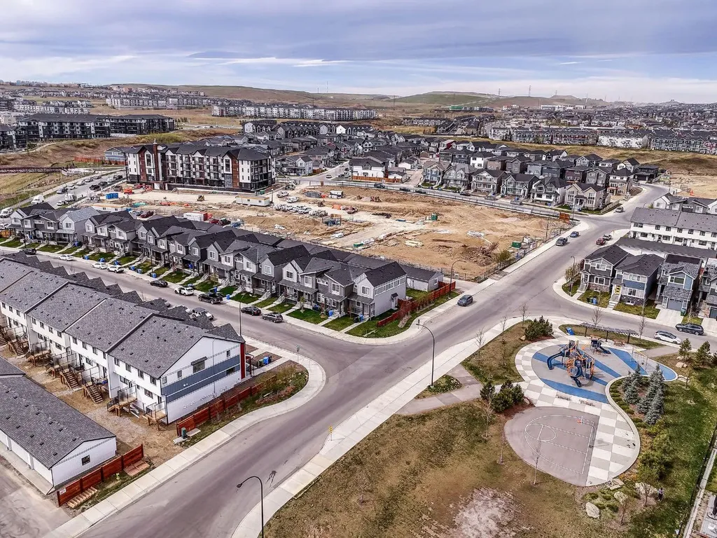 21 Sage Hill Path NW Calgary AB T3R 2A7