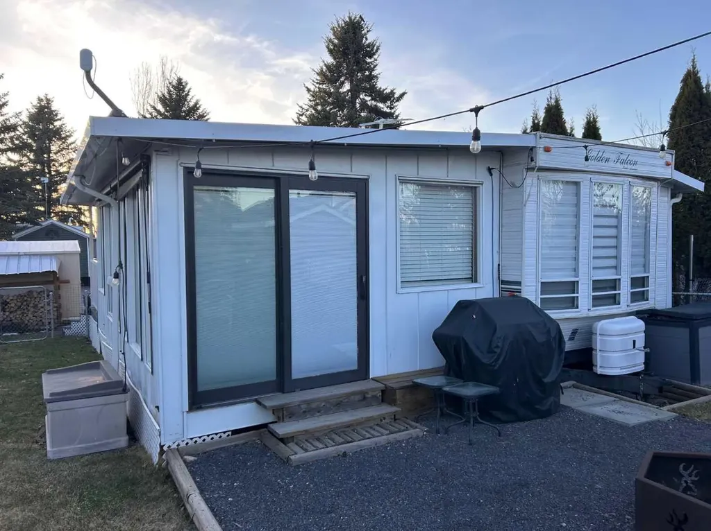 186 2540 Twp 353 Rural Red Deer County AB T4G0K6
