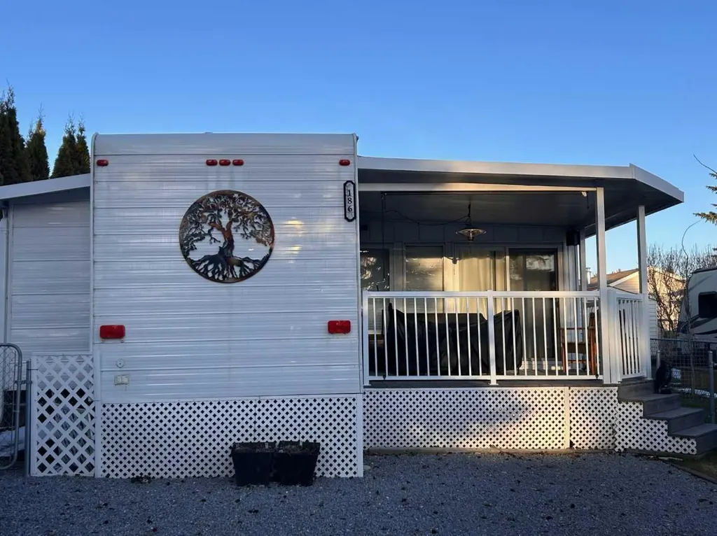 186 2540 Twp 353 Rural Red Deer County AB T4G0K6