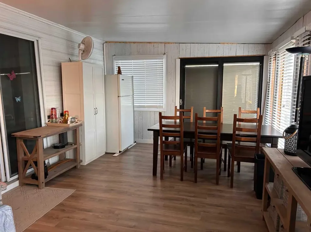 186 2540 Twp 353 Rural Red Deer County AB T4G0K6