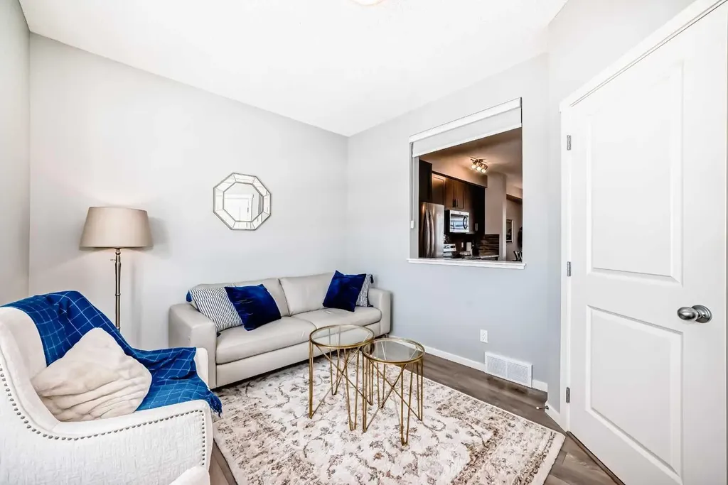 462 Walgrove Way SE Calgary AB T2X 4E9