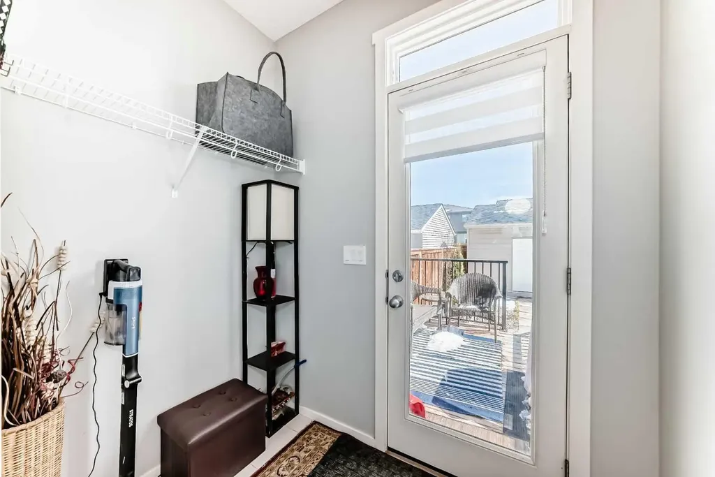 462 Walgrove Way SE Calgary AB T2X 4E9