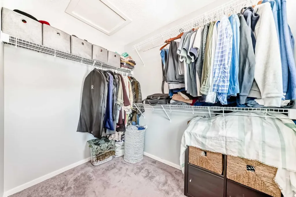 462 Walgrove Way SE Calgary AB T2X 4E9