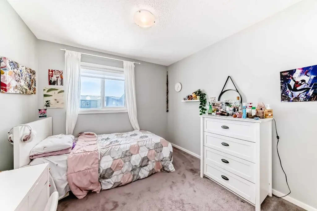 462 Walgrove Way SE Calgary AB T2X 4E9