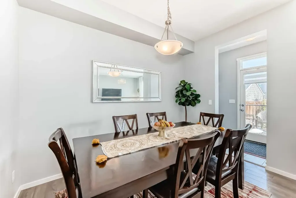 462 Walgrove Way SE Calgary AB T2X 4E9