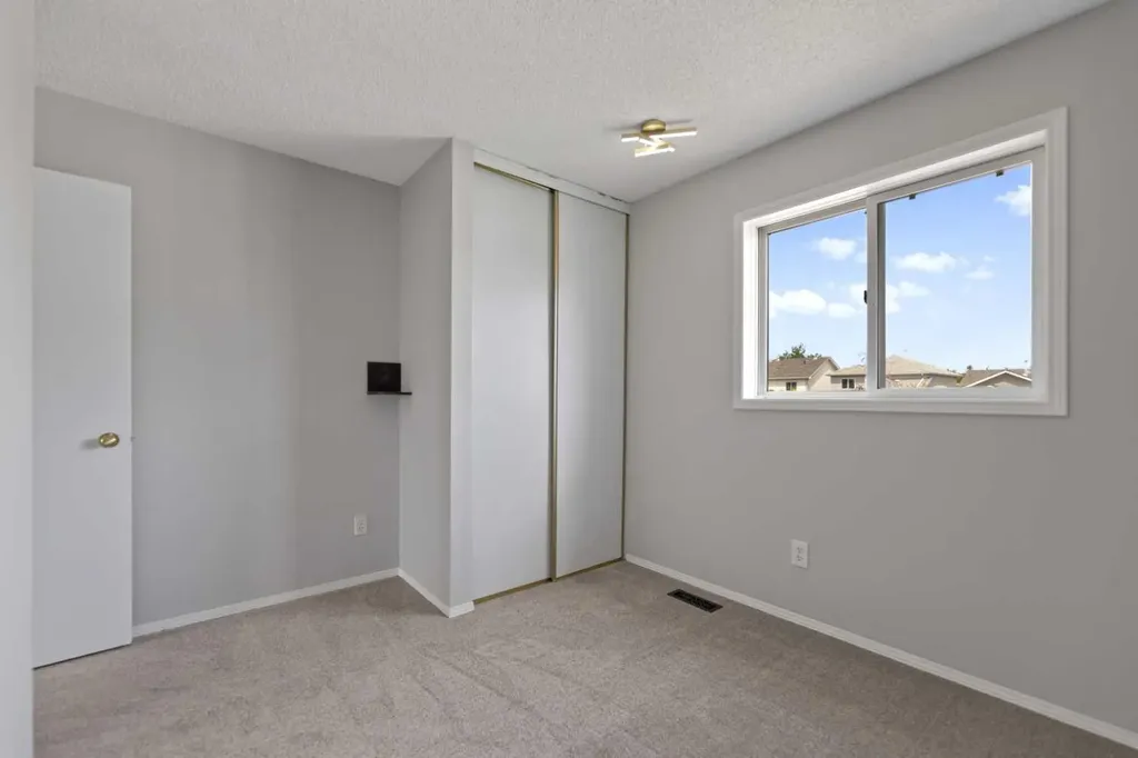 42 River Rock Road SE Calgary AB T2C 4H2