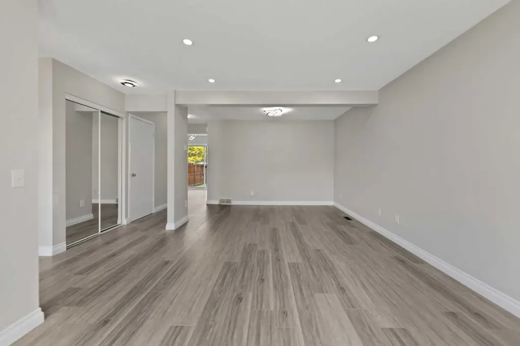 42 River Rock Road SE Calgary AB T2C 4H2