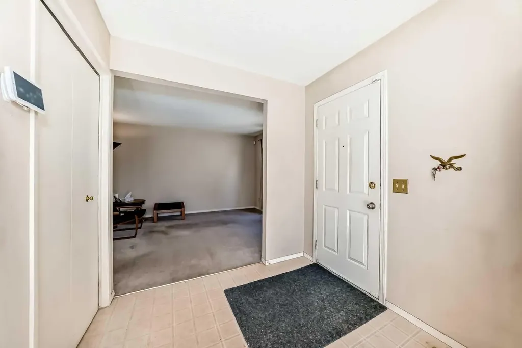 2727 Rundleson Road NE Calgary AB T1Y 3Z3