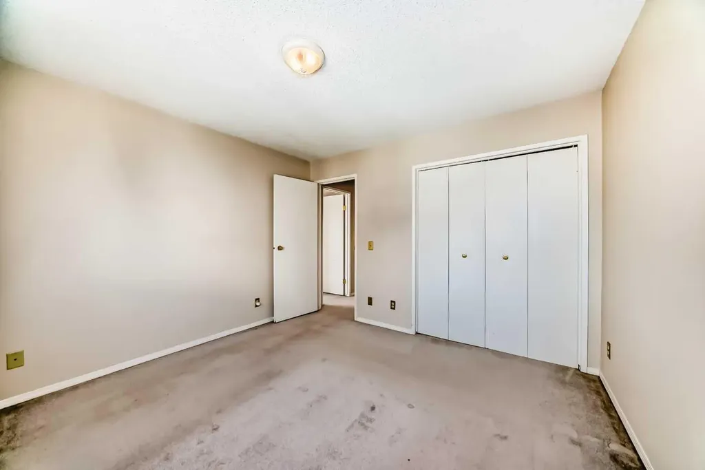 2727 Rundleson Road NE Calgary AB T1Y 3Z3