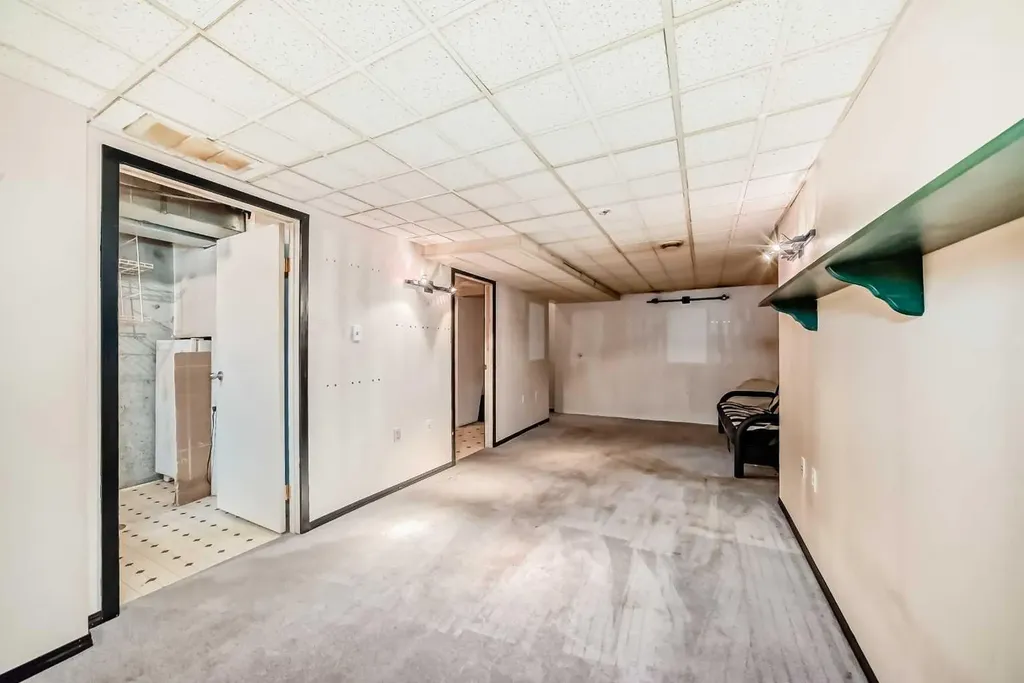 2727 Rundleson Road NE Calgary AB T1Y 3Z3
