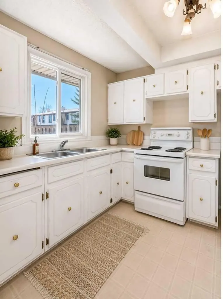 2727 Rundleson Road NE Calgary AB T1Y 3Z3