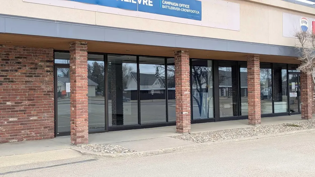 6008 48 Avenue Camrose AB T4V 0K3