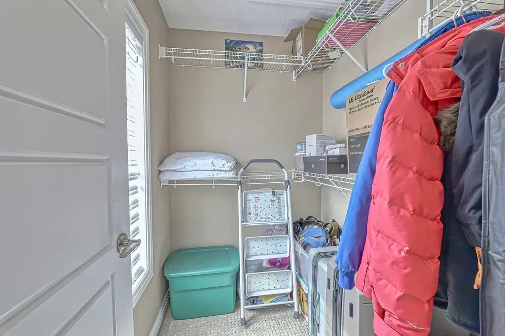 130 New Brighton Way SE Calgary AB T2Z 1H6