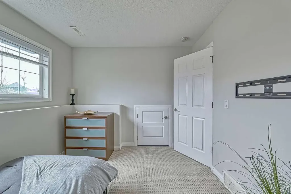 130 New Brighton Way SE Calgary AB T2Z 1H6