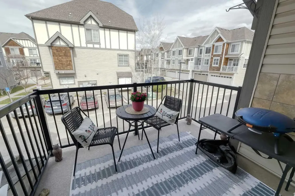 130 New Brighton Way SE Calgary AB T2Z 1H6