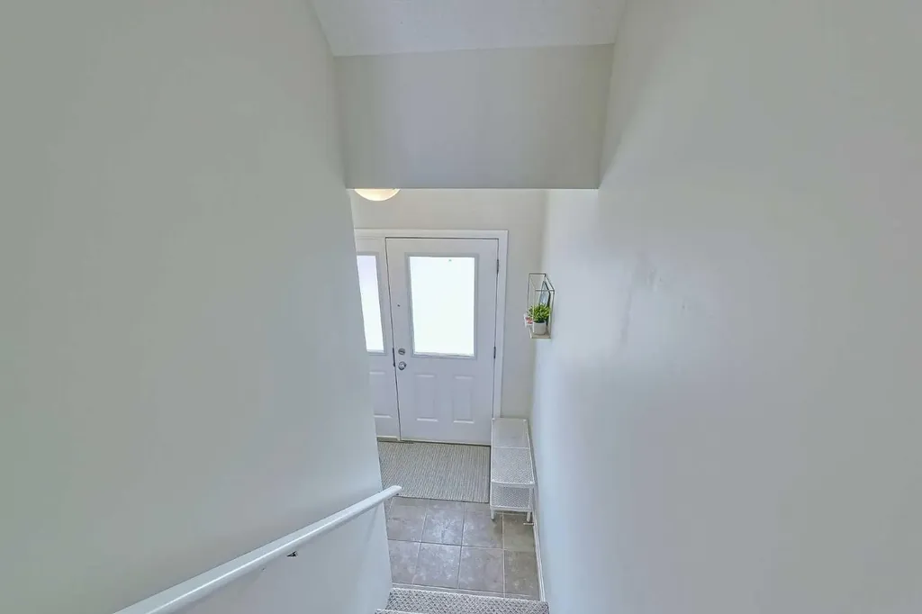 130 New Brighton Way SE Calgary AB T2Z 1H6