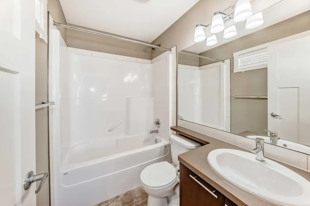 636 Skyview Ranch Grove NE Calgary AB T3N 0R8