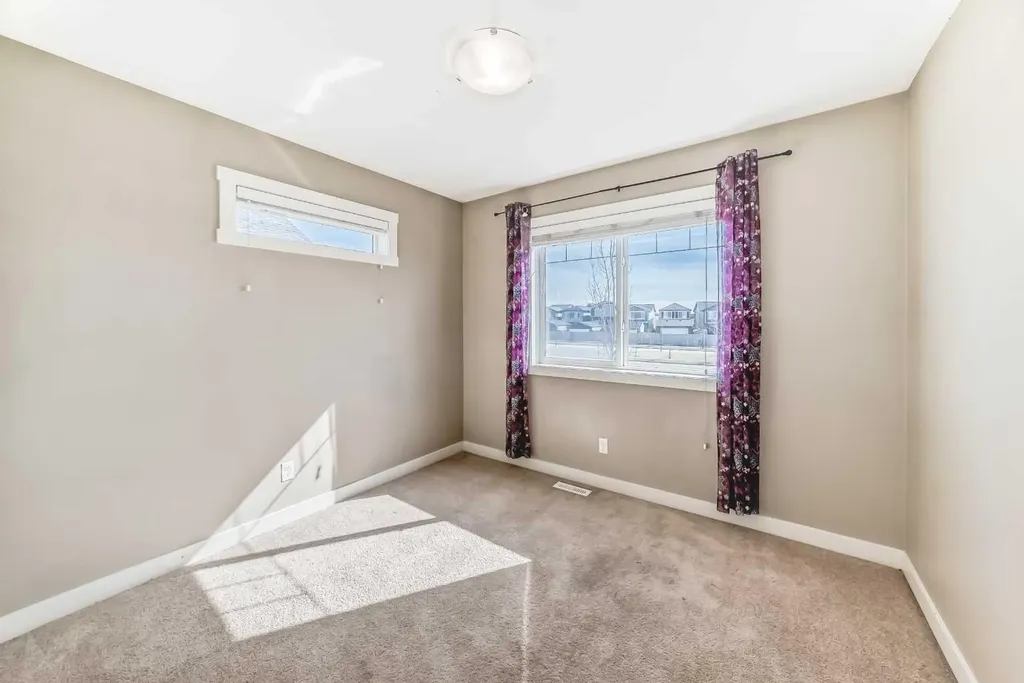 636 Skyview Ranch Grove NE Calgary AB T3N 0R8
