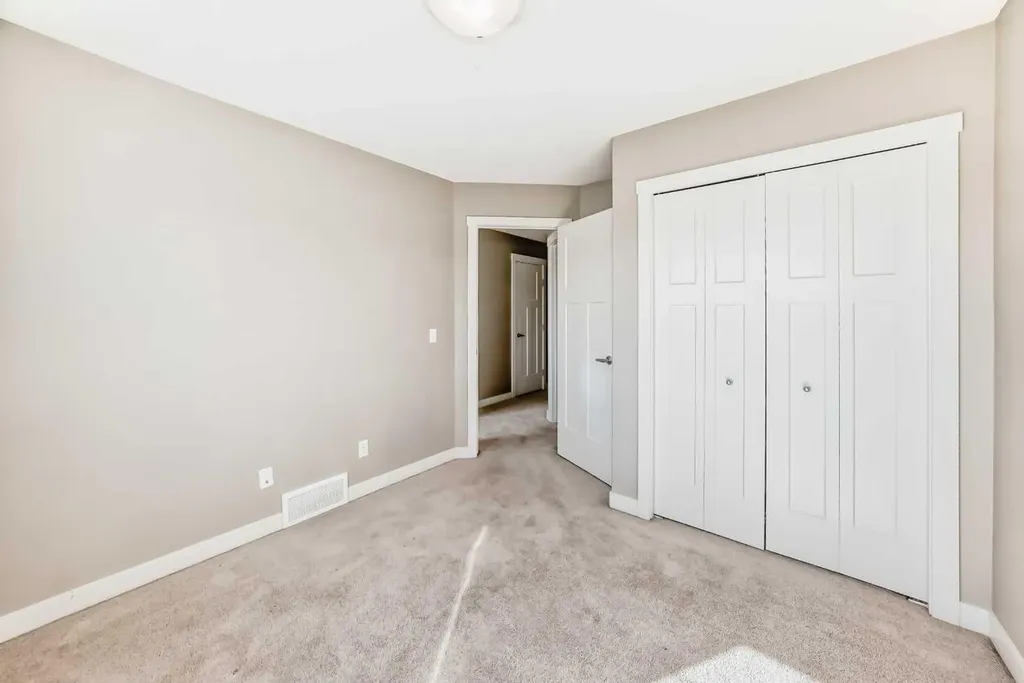 636 Skyview Ranch Grove NE Calgary AB T3N 0R8