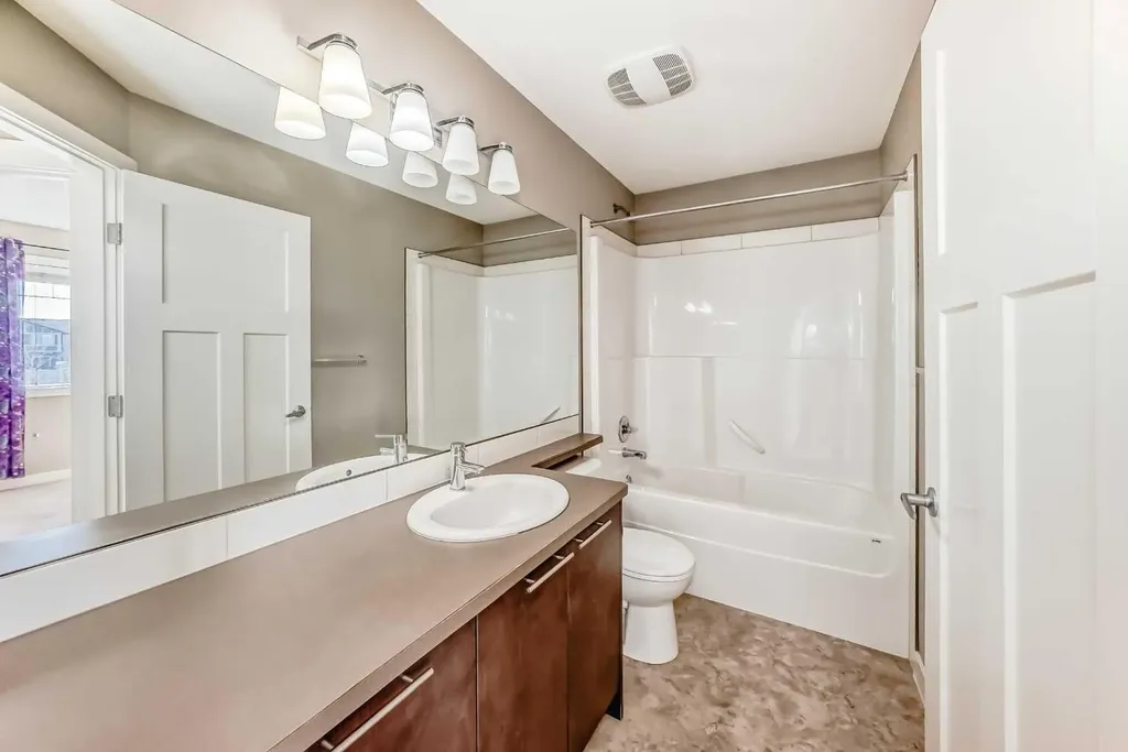 636 Skyview Ranch Grove NE Calgary AB T3N 0R8