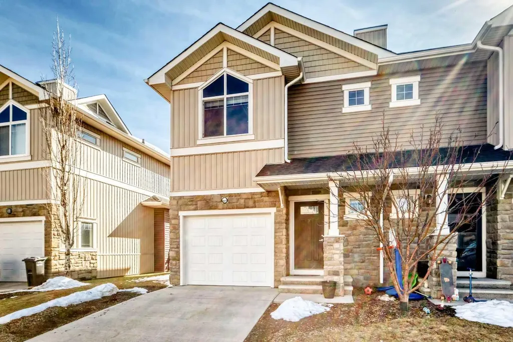 636 Skyview Ranch Grove NE Calgary AB T3N 0R8