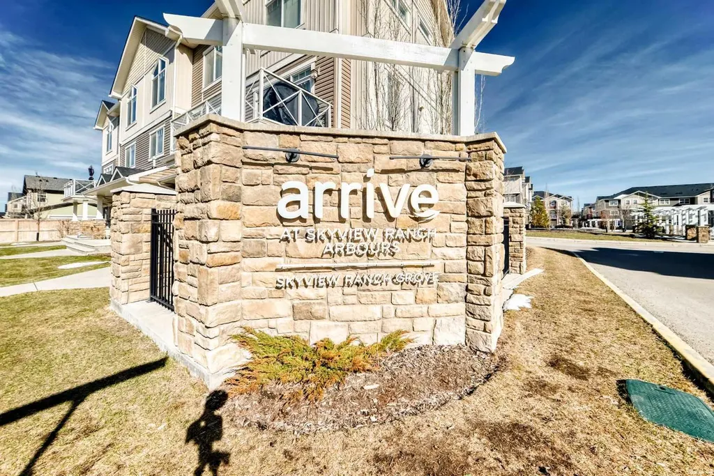 636 Skyview Ranch Grove NE Calgary AB T3N 0R8