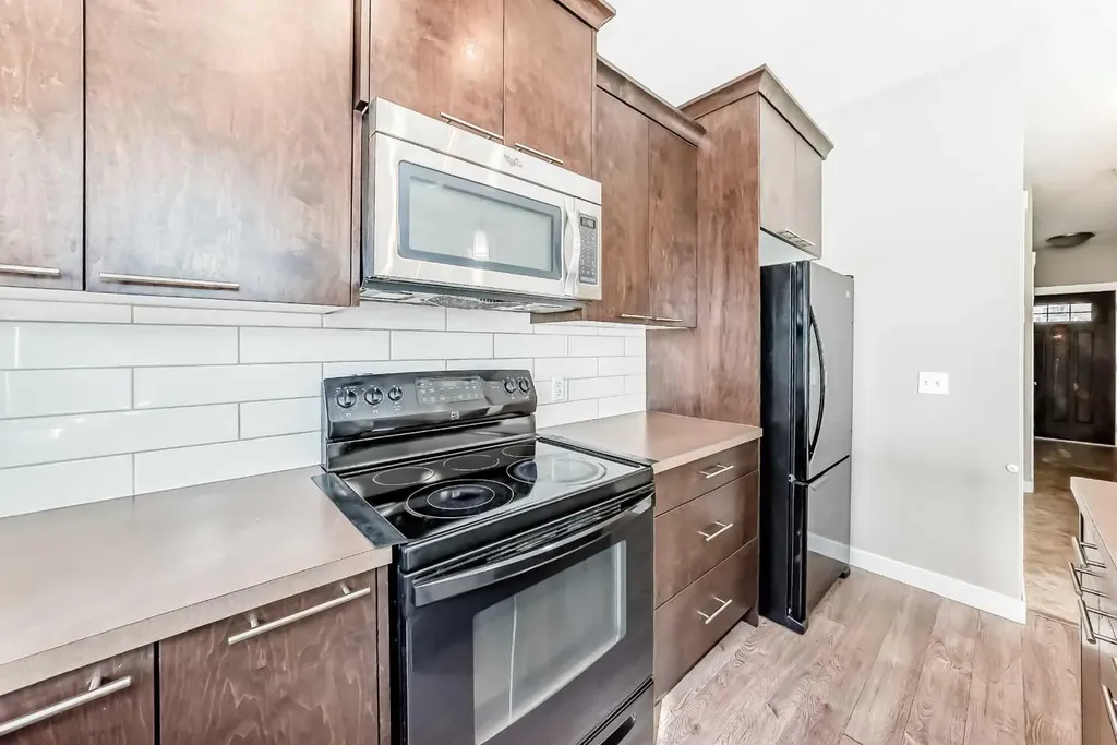636 Skyview Ranch Grove NE Calgary AB T3N 0R8
