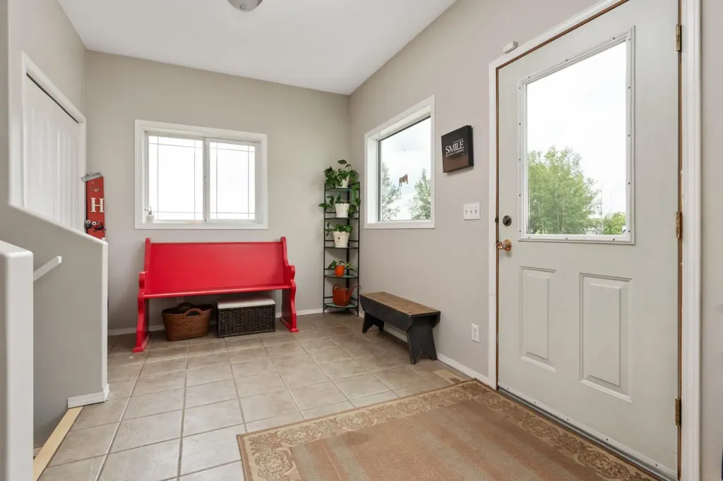 120 Dominion Street Kingman AB T0B 2M0