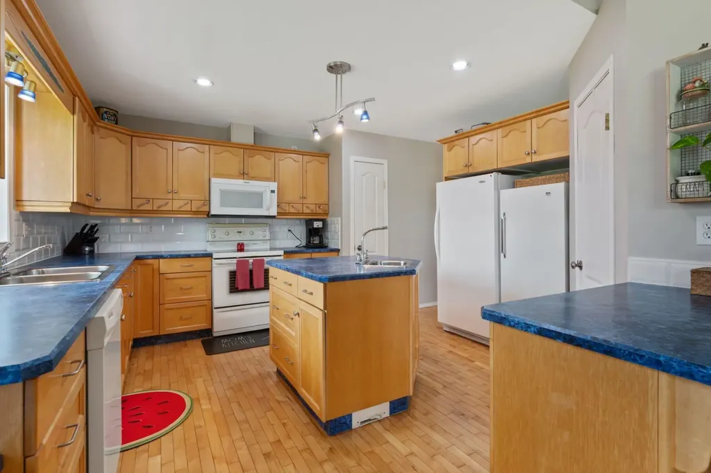 120 Dominion Street Kingman AB T0B 2M0