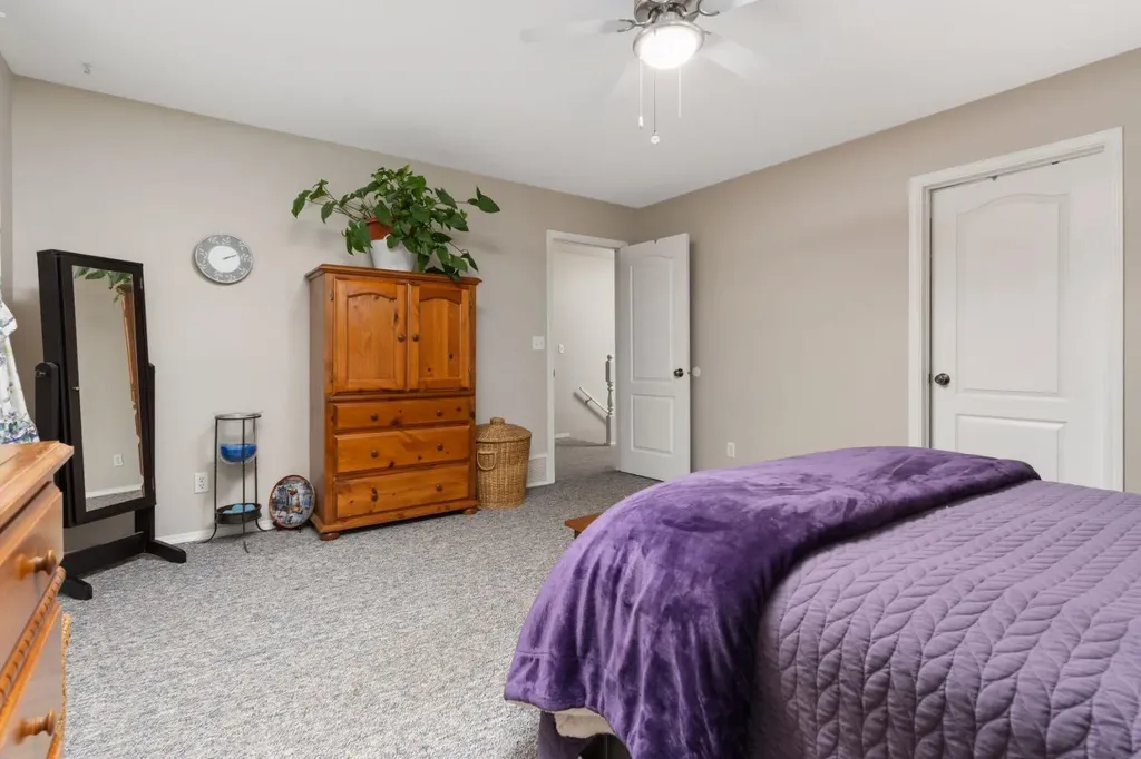 120 Dominion Street Kingman AB T0B 2M0