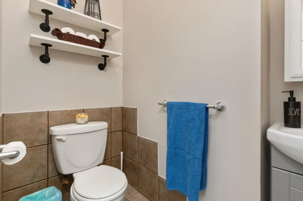 120 Dominion Street Kingman AB T0B 2M0