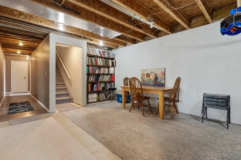 120 Dominion Street Kingman AB T0B 2M0