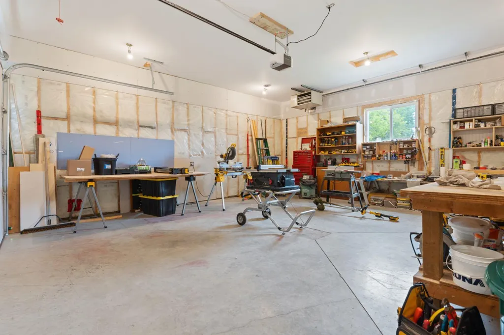 120 Dominion Street Kingman AB T0B 2M0
