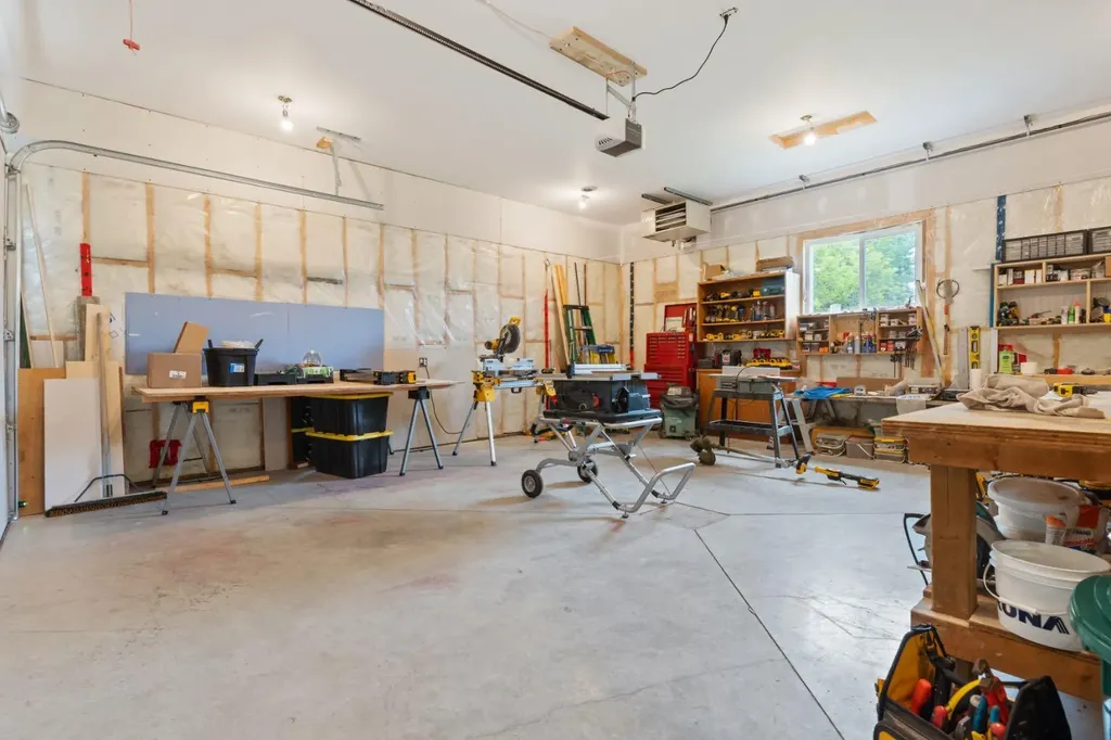 120 Dominion Street Kingman AB T0B 2M0
