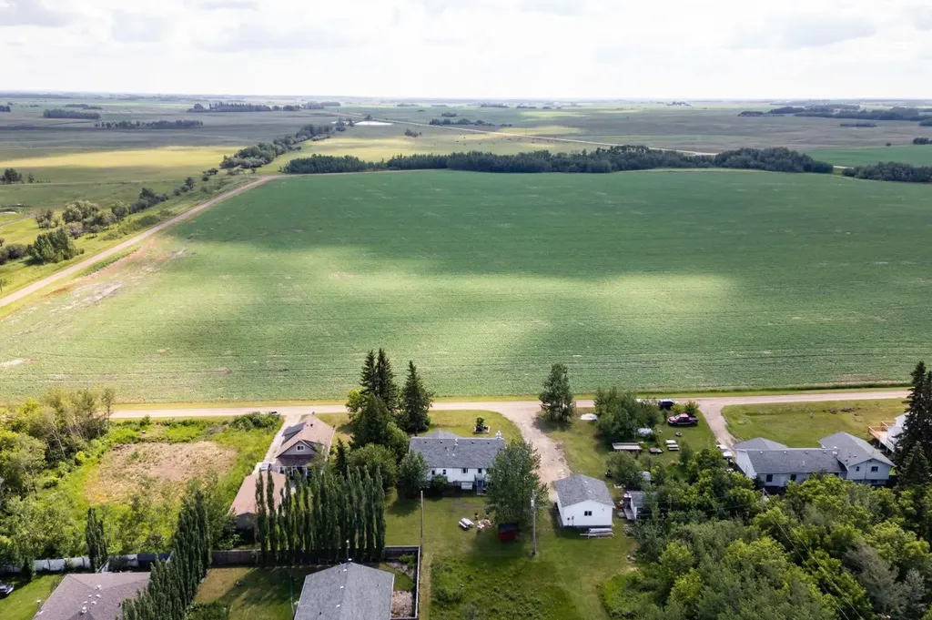 120 Dominion Street Kingman AB T0B 2M0
