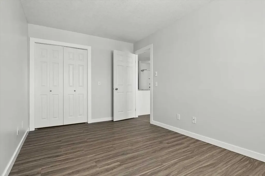 1010 Railway Street Crossfield AB T0M 0M0