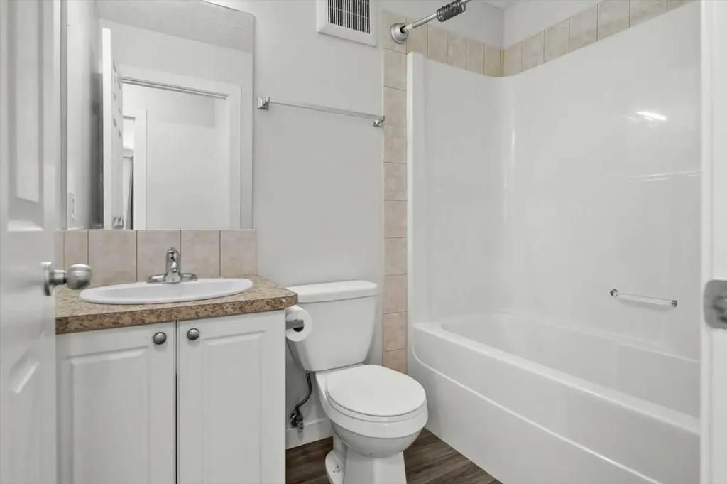 1010 Railway Street Crossfield AB T0M 0M0
