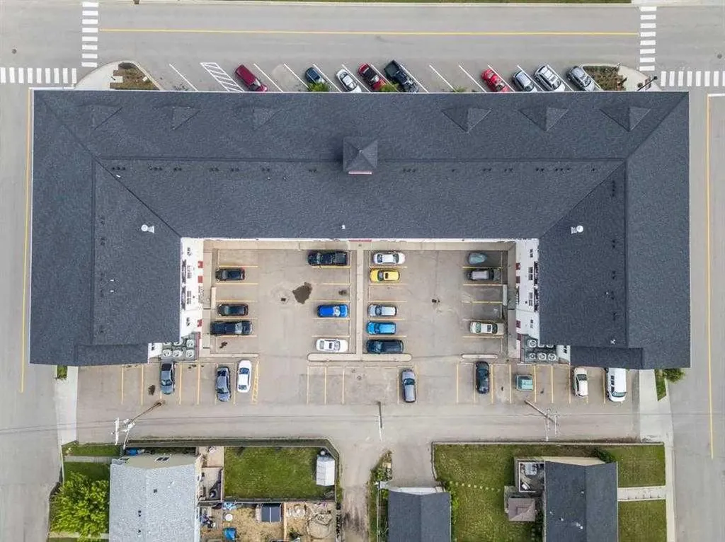 1010 Railway Street Crossfield AB T0M 0M0