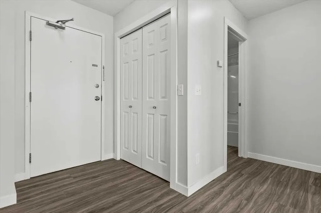 1010 Railway Street Crossfield AB T0M 0M0