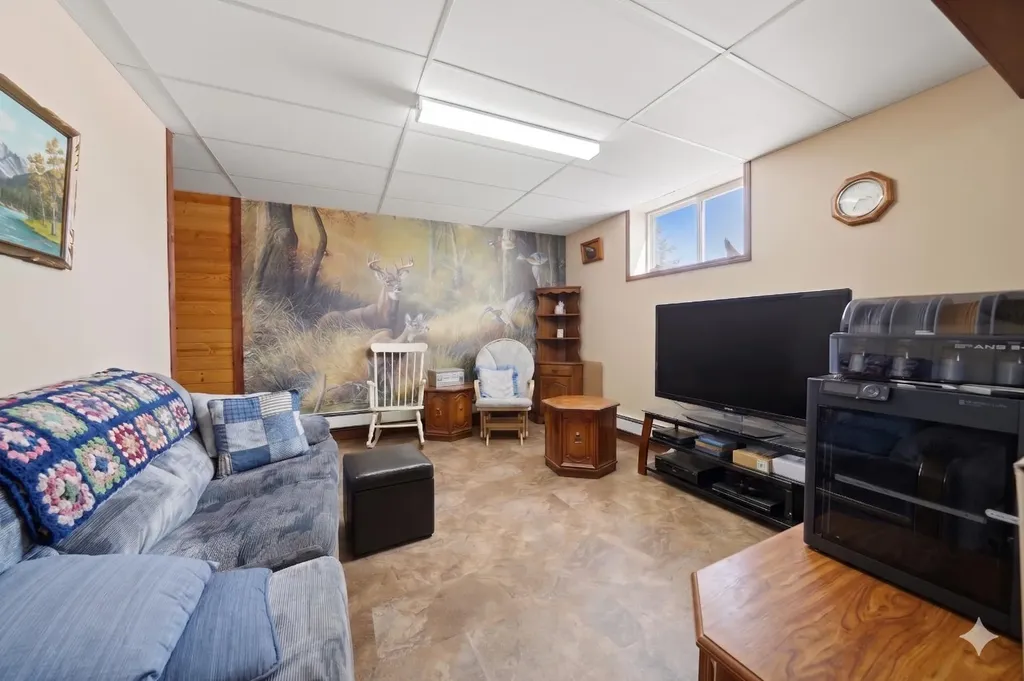 13 Destini Drive White Sands AB T0C 3G0