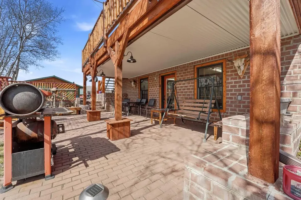 13 Destini Drive White Sands AB T0C 3G0