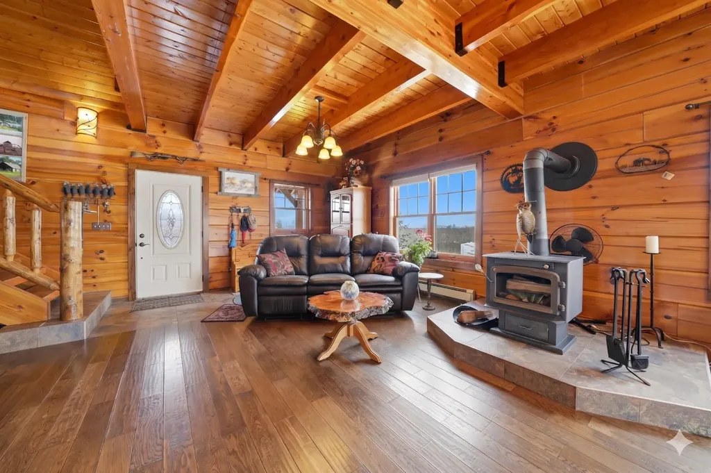 13 Destini Drive White Sands AB T0C 3G0