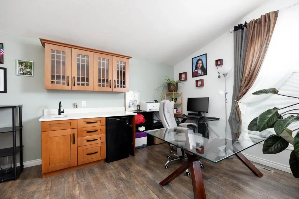 295 Rattlepan Creek Crescent Fort Mcmurray AB T9K 2V4